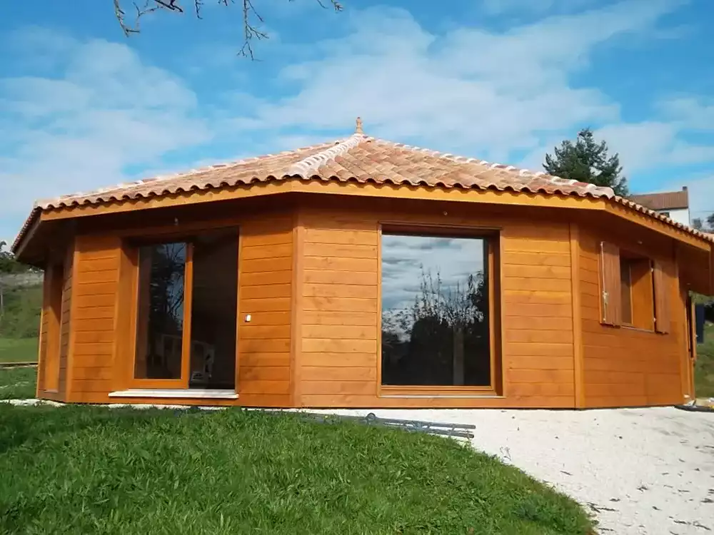 Maison à ossature bois avec bardage en douglas